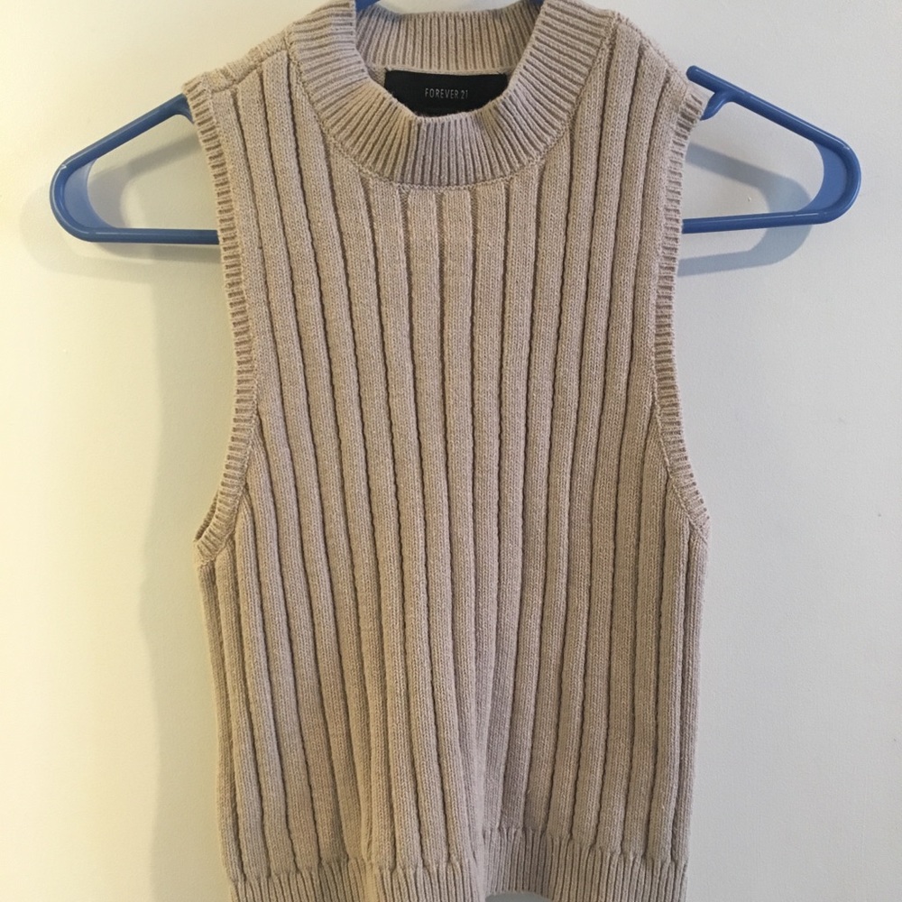 Forever 21 Crop Top Sweater Tank
